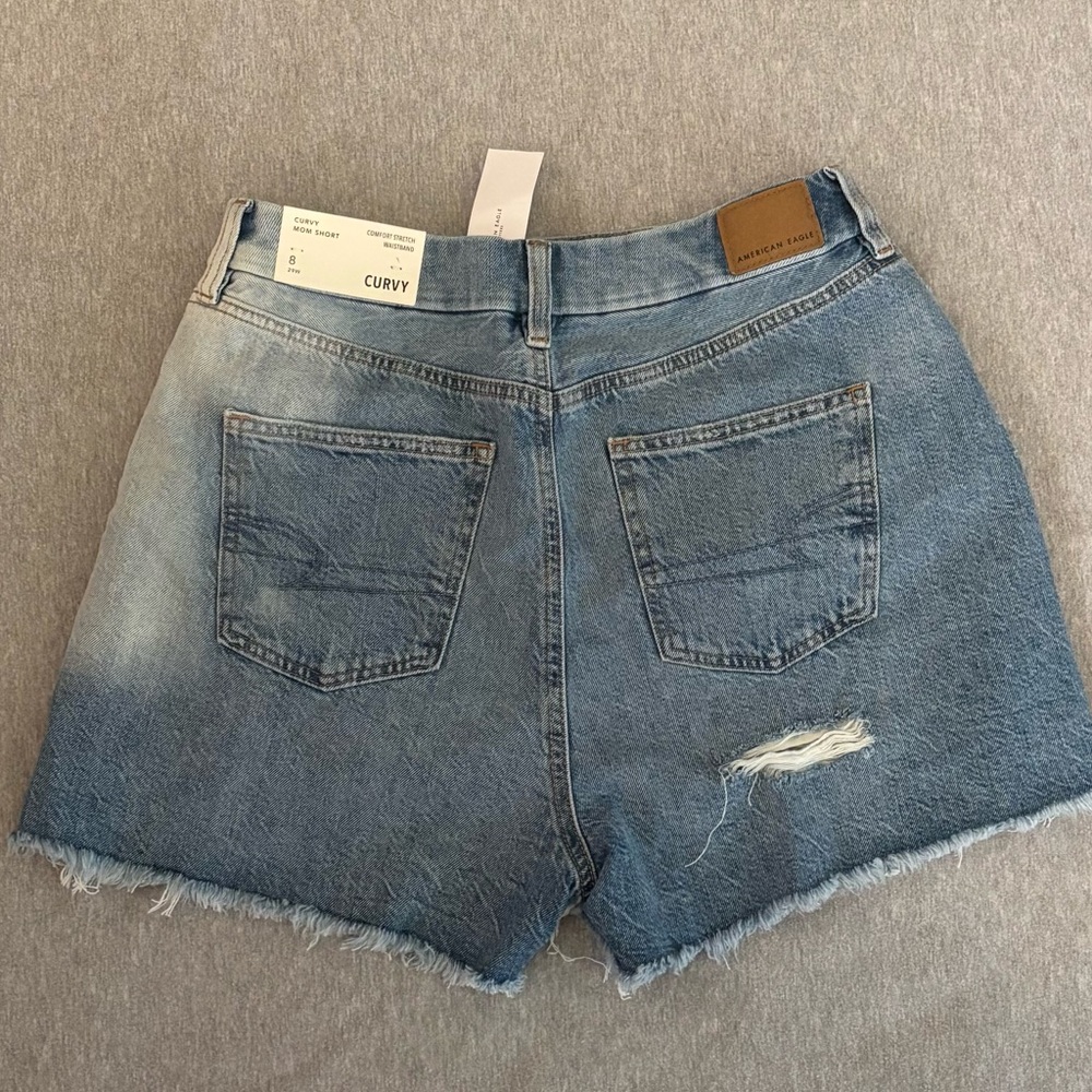 American Eagle Curvy Mom Short